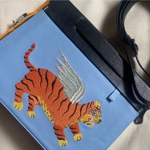Min & Mon Vali Crossbody Black Sued Handbag - Winged Tiger Embroidery